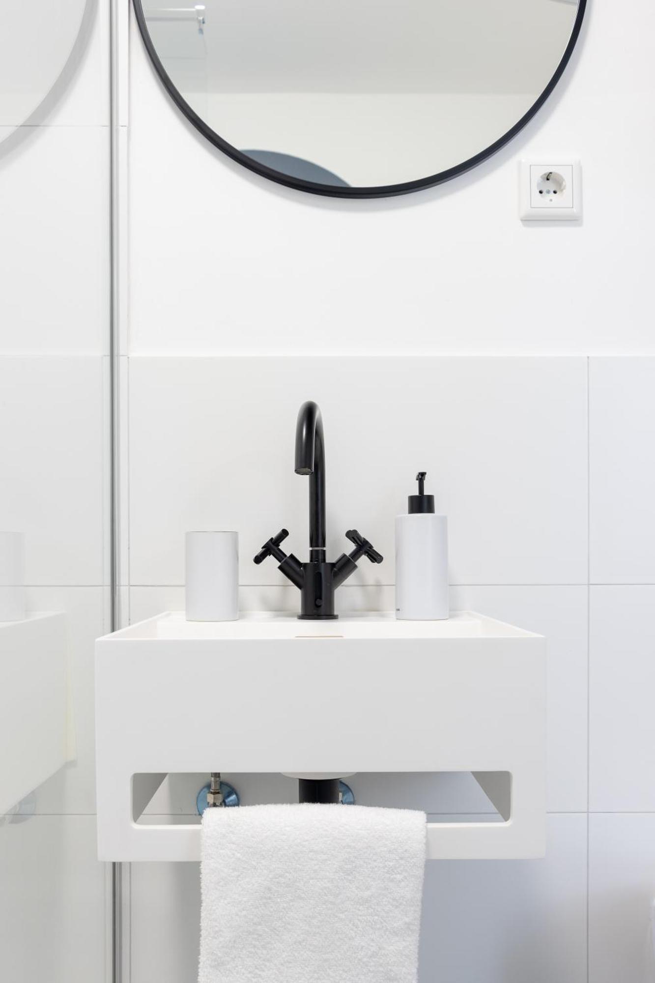 Zzzpace Smart-Hotel Krefeld Luaran gambar